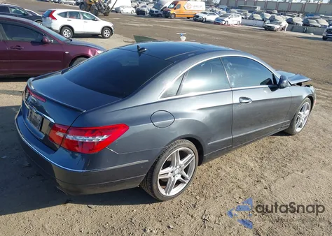 2013 Mercedes-Benz E 350 z USA, uszkodzony, nr VIN WDDKJ5KB1DF202310